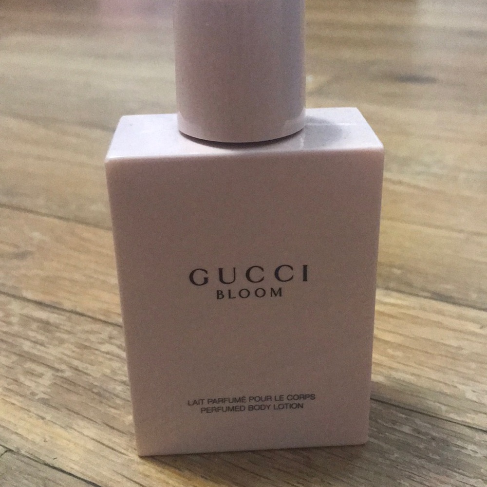 Gucci Bloom perfume lotion